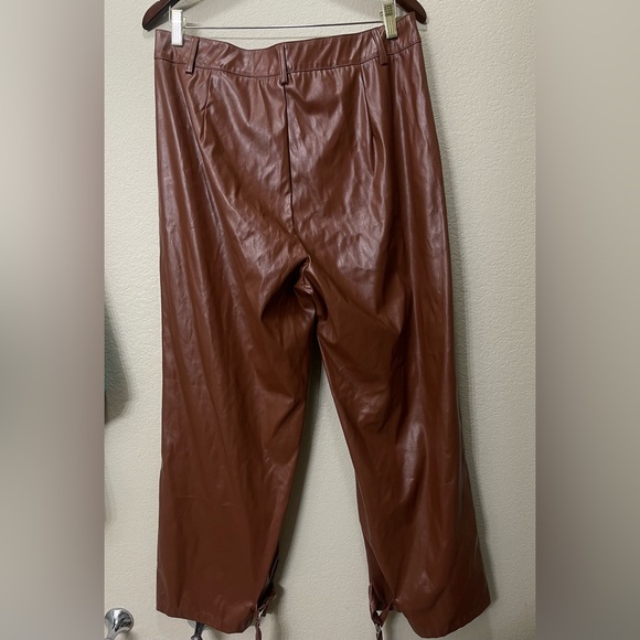 Brown faux leather pants - Picture 5 of 5